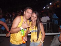 Oktober 10 Anos